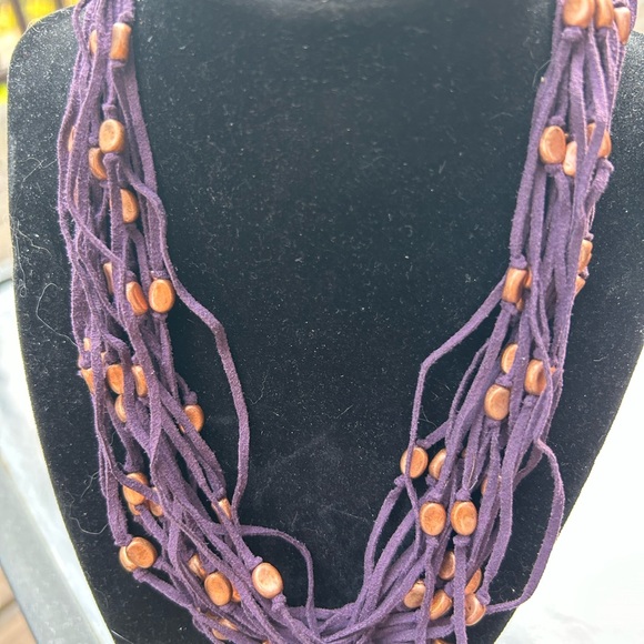 NWOT Beautiful Cold water Creek Purple Leather copper bead Necklace 9” … - Picture 2 of 4